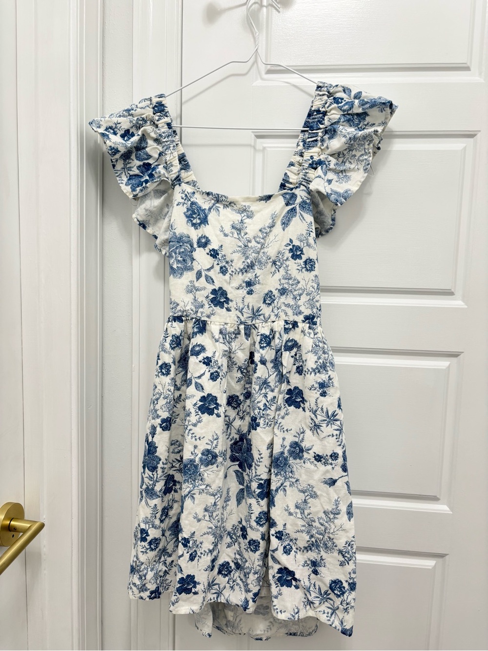 White dress with Blue Floral Ruffle Sleeve Casual Day Dress